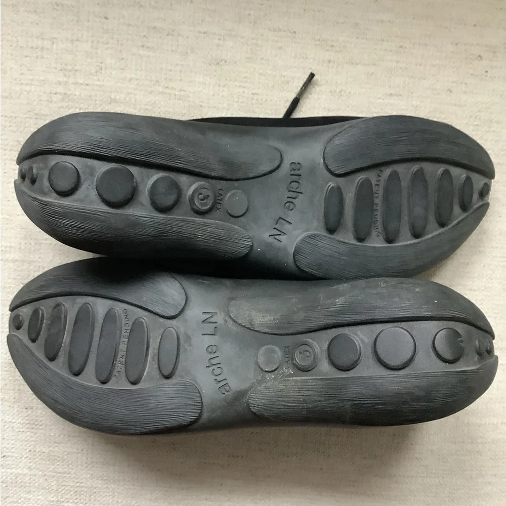 Black suede and leather shoes by ARCHE made in France - Picture 3 of 6